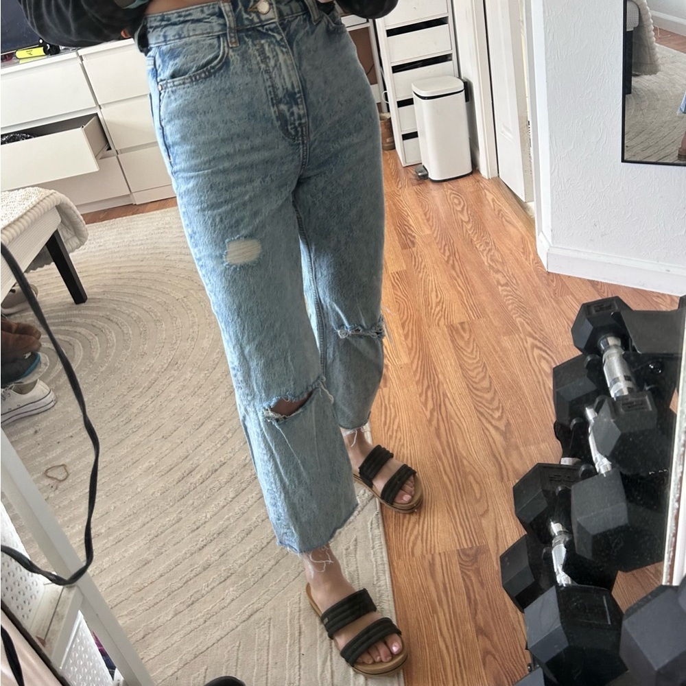 Zara the pepper mom distressed long shorts light wash denim crop jeans size 2 25